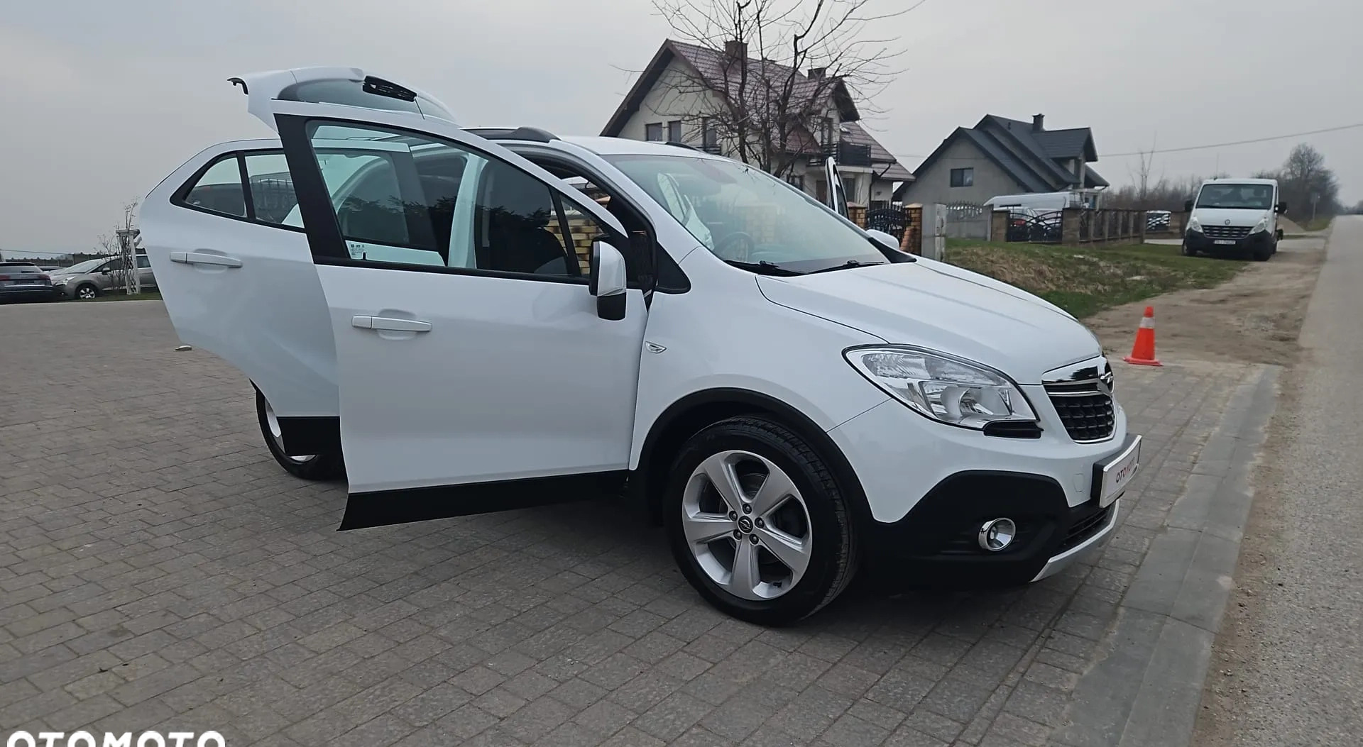 Opel Mokka cena 43900 przebieg: 97000, rok produkcji 2014 z Chojna małe 232